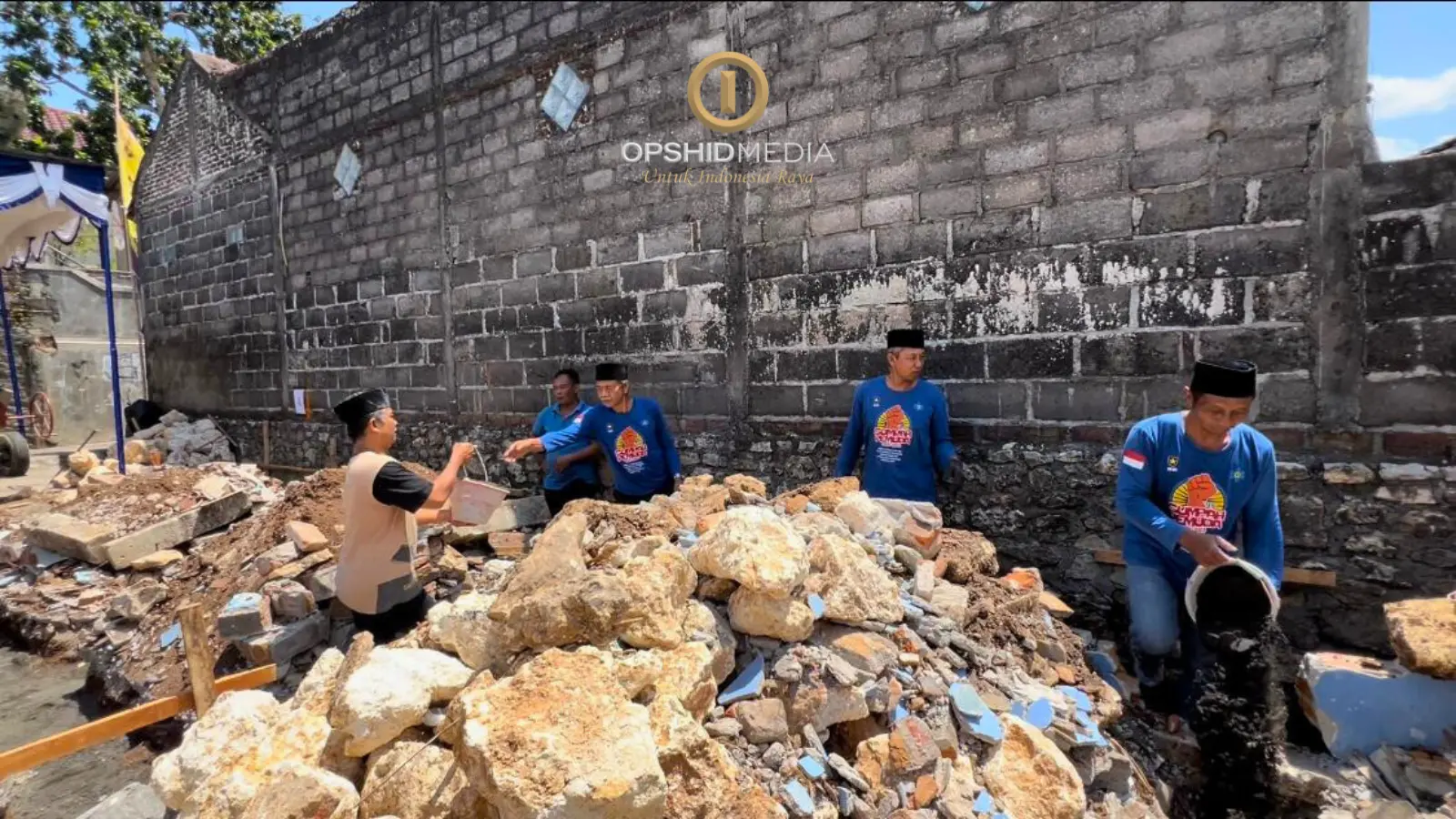 IMG_3988.webp (2.35 MB)