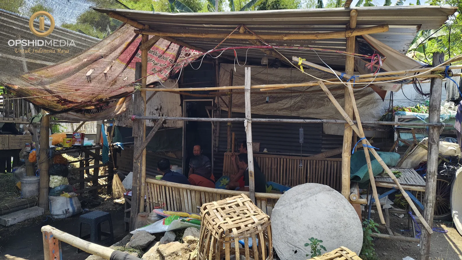 Menyambut Hari Sumpah Pemuda, OPSHID Pasuruan Bangunkan Rumah Gratis Untuk Kuli Batu di Dusun Payaman