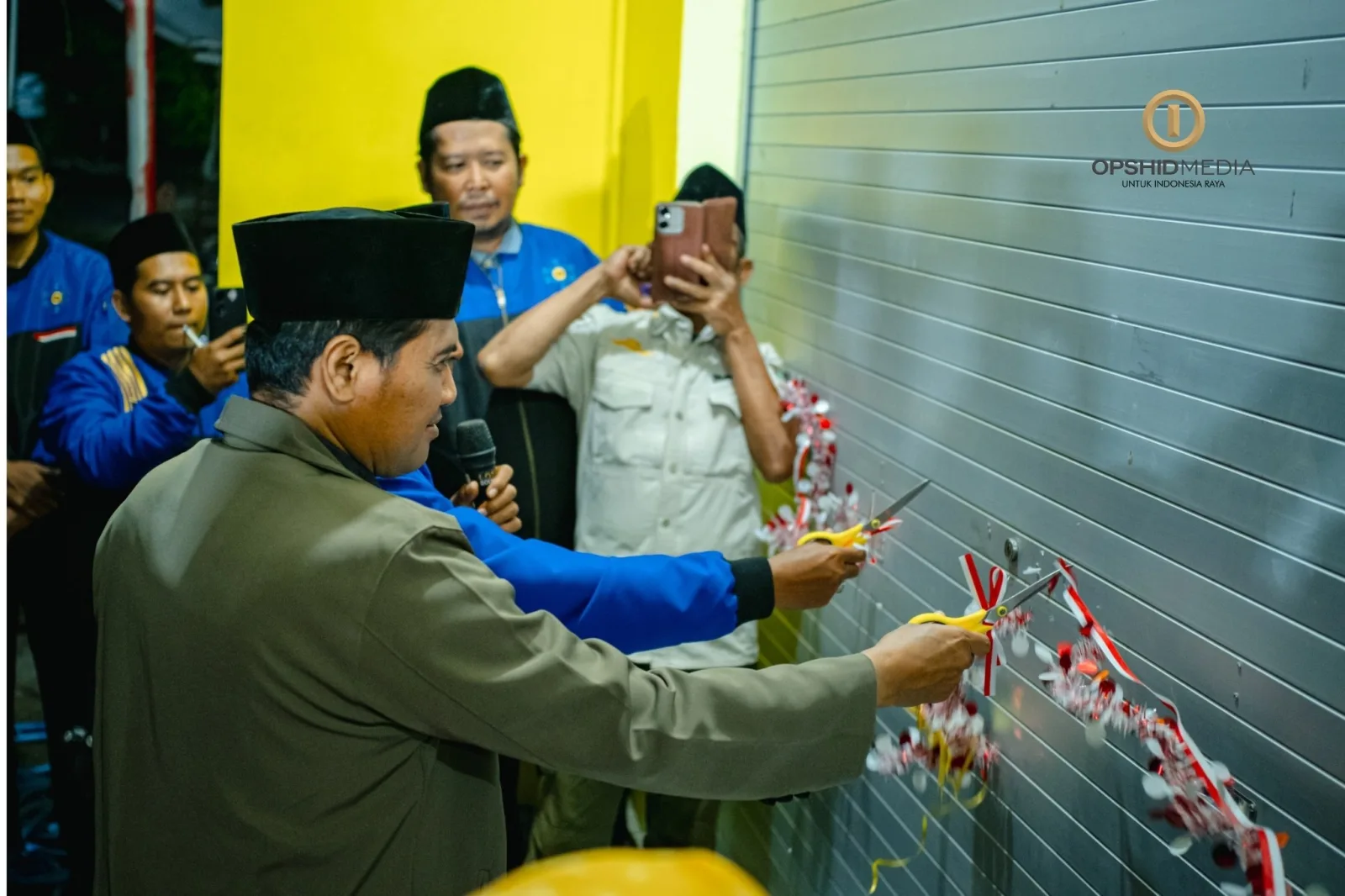 Serah Terima Rumah Syukur Kemerdekaan Unit ke-136, Camat Ploso Apresiasi Tindakan Nyata Shiddiqiyyah