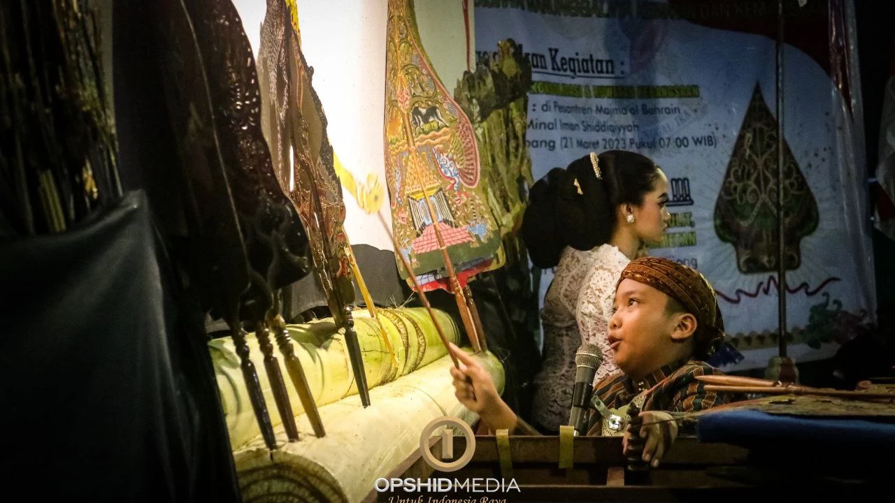 Pagelaran Wayang Kulit Dalam Rangka HUT PCTA-I ke-13