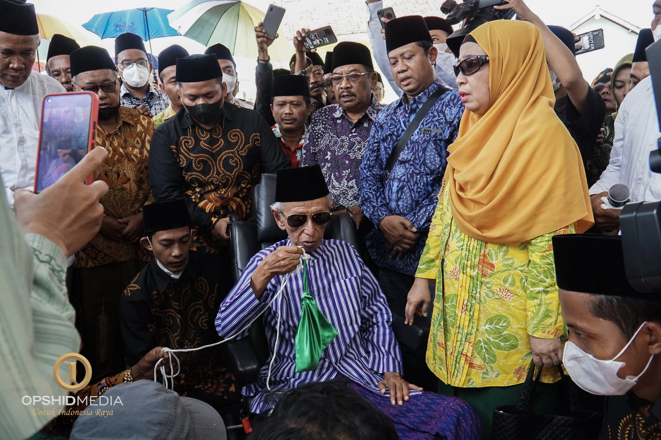 Peletakan Batu Pertama Masjid Raya Fathan Mubiina Chaddun ‘Adhiima