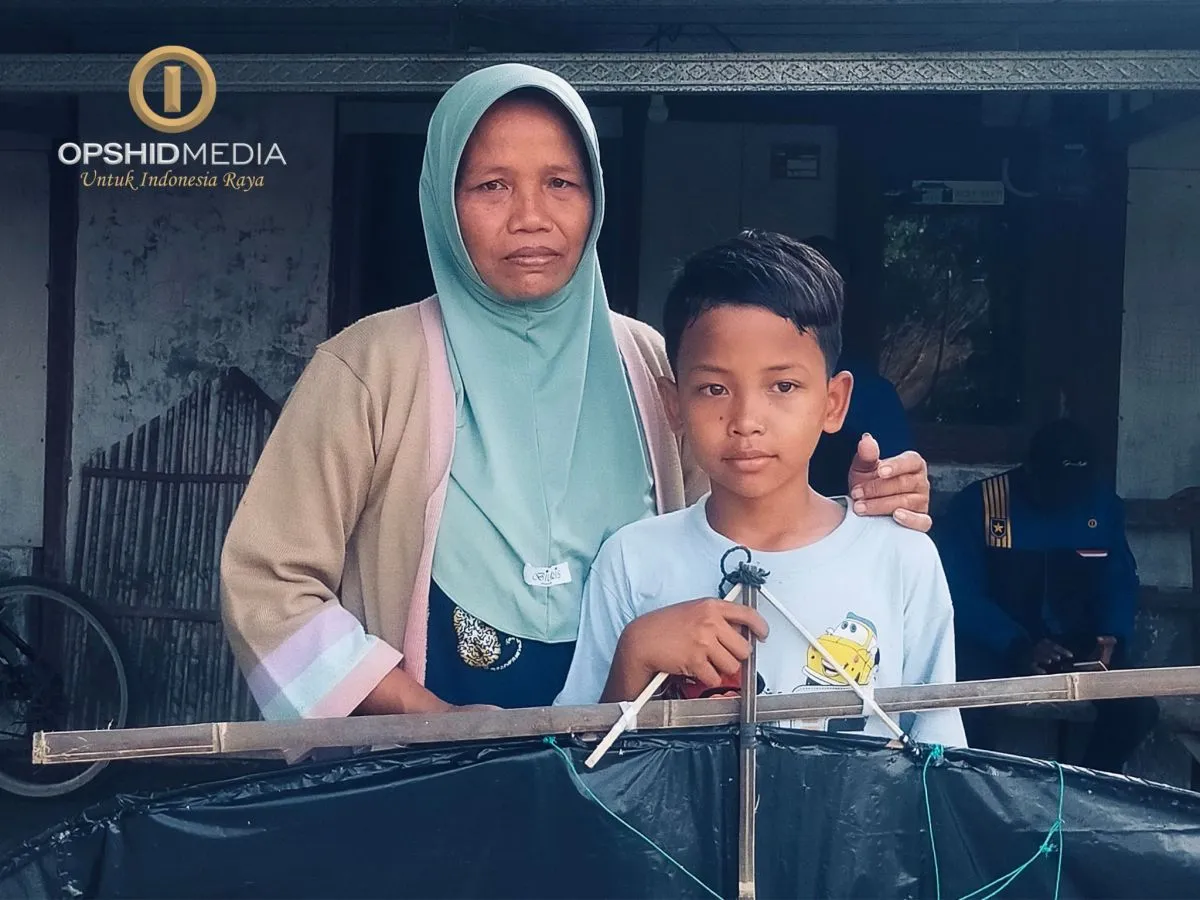 Tanem: Biar Aku Tak Sekolah, Yang Penting  Anakku Bisa Sekolah