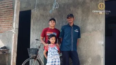 Didik: Pedagang Es Tebu di Sidoarjo Rawat Dua Anak Seorang Diri