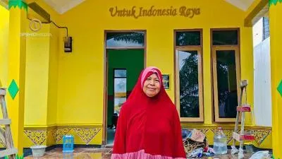 Hariyanti: Pembersih Kolam di Palembang Berhasil Antar Anak Jadi Sarjana