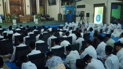 Syekh Mukhtar Mu’thi: Hati dan Amal, 2 Hal Utama Penilaian Alloh