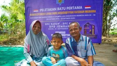 Tinggalkan Rumah Kayu, Buruh Tani di Jombang Dapat Rumah Gratis dari OPSHID